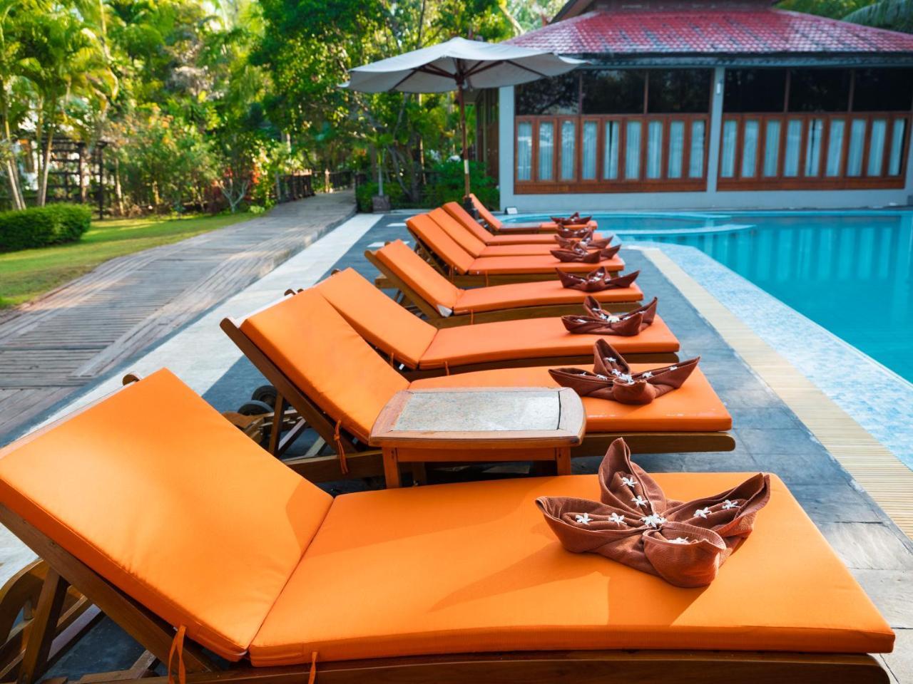 Thande Beach Hotel - Ngapali Exterior photo